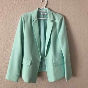 Mint blazer size XL worn once